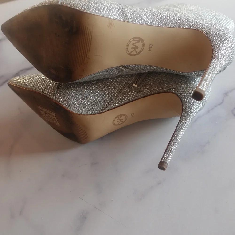 MICHAEL KORS Rue Rhinestone Pointed Toe Stiletto Booties Silver Size 8 Bling Y2K